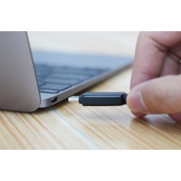 Achat Câble USB-C vers USB-C Rock CHA00-203