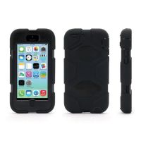 Achat Coque indestructible noire iPod Touch 4 COQPO-405X